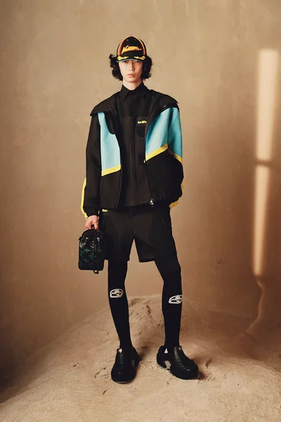 Look 13